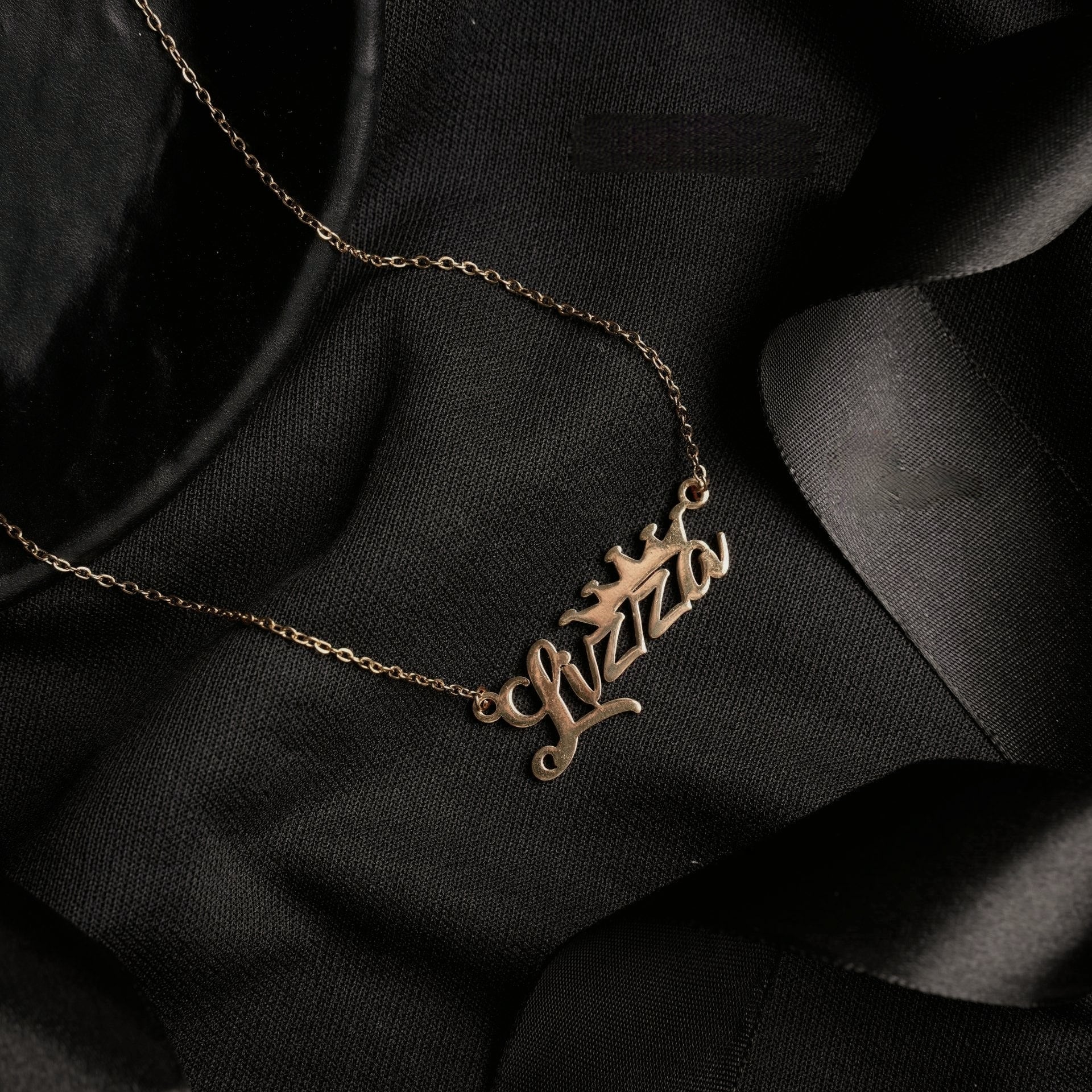 Custom Name Pendant – Personalized Engraved Necklace