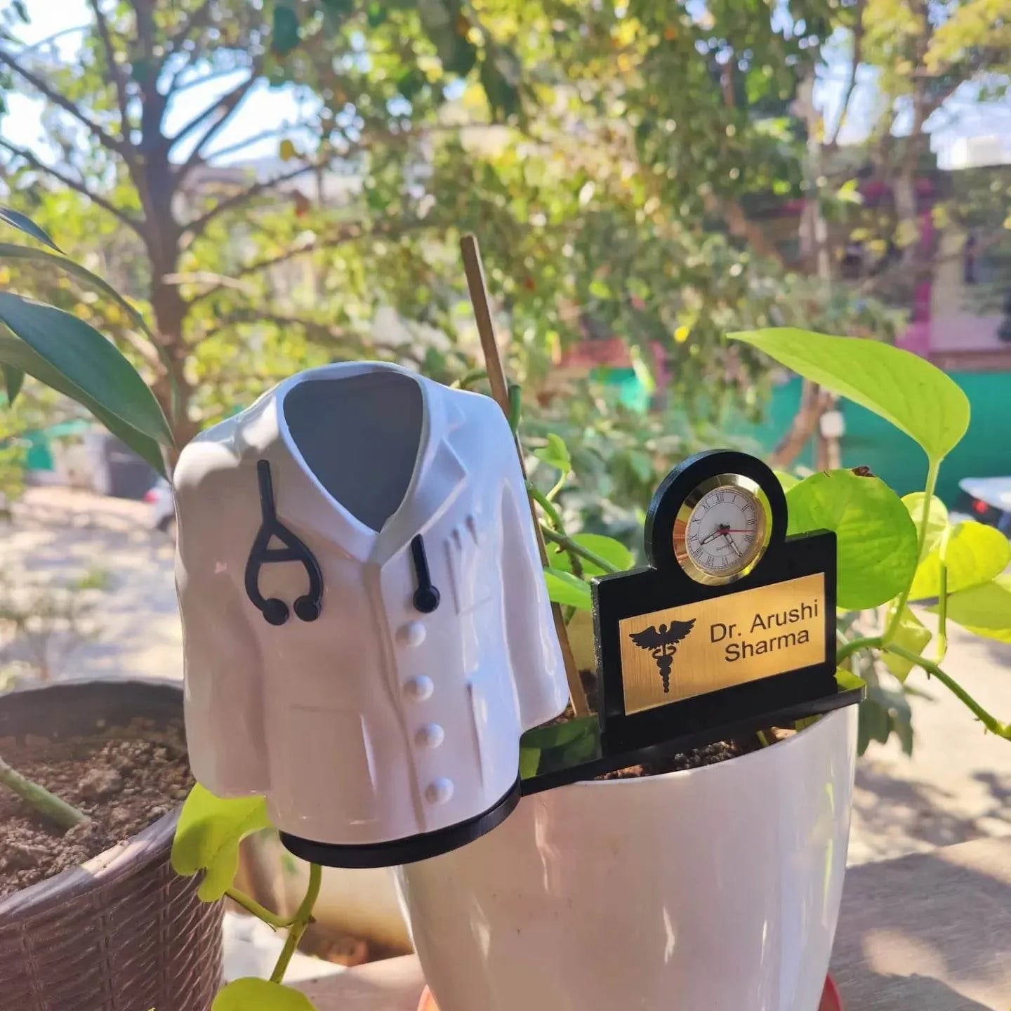 Custom Doctor Pen Stand with Clock – Personalized Medical Desk Organizer (Coat Shape)